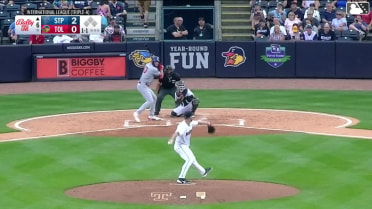 Matt Wallner homers (6) on a fly ball to right field.