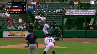 Tyler Gentry In play, run(s) to Phillip Glasser