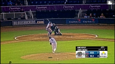 Kane Kepley homers (3) on a fly ball to right field. Alex Madera scores.