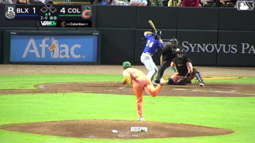 Matthew Wood homers (2) on a fly ball to right field.