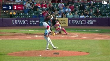 Brendan Girton Ball to Chris Meyers