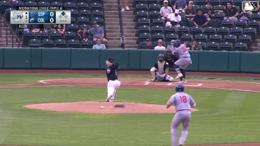 Gabriel Gonzalez doubles (20) on a line drive to right fielder Blake Perkins. Alan Roden scores.