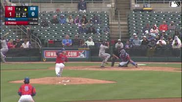 Jordan Wicks In play, run(s) to Enmanuel Valdez