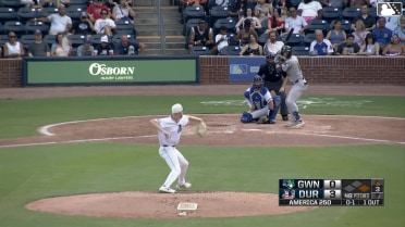Brewer Hicklen homers (14) on a line drive to center field. Brett Wisely scores.