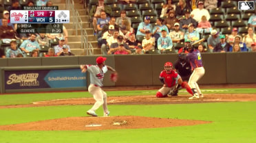 Jorel Ortega homers (3) on a fly ball to right center field.