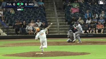 Jose Izarra reaches on a fielder's choice, fielded by third baseman Euribiel Angeles. Logan Wagner scores. Elijah Hainline to 2nd.