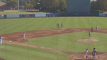 Jett Williams injures ankle in the 1st inning