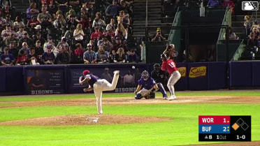 Romy Gonzalez out on a sacrifice fly to right fielder Yohendrick Piñango. Anthony Seigler scores.