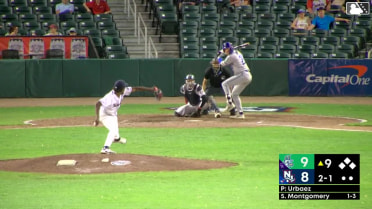 Geison Urbaez In play, run(s) to Benny Montgomery