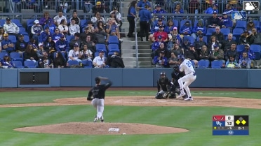 Easton Shelton singles on a sharp line drive to second baseman Jose Verdugo. Joendry Vargas scores. Mairoshendrick Martinus to 2nd.
