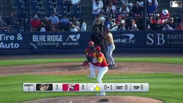 Derek Berg homers (8) on a fly ball to left field. Keiner Delgado scores.