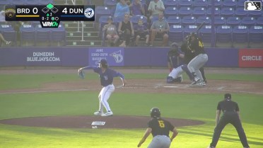 Jhostynxon Garcia doubles (1) on a ground ball to right fielder Yorman Licourt. Eddie Rynders scores.
