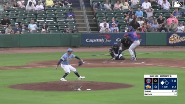 Andy Garriola out on a sacrifice fly to right fielder Theo Gillen. Alex Ramírez scores.