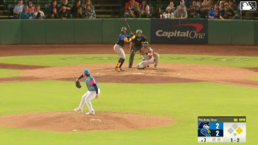 Omar Cruz Ball to Clark Elliott