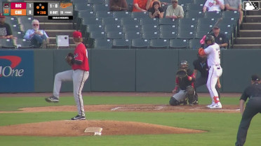 Willy Vasquez out on a sacrifice fly to right fielder Jean Carlos Sio. Anderson De Los Santos scores.