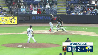 Dixon Williams singles on a ground ball to right fielder Chase Call. Isaiah Drake scores.