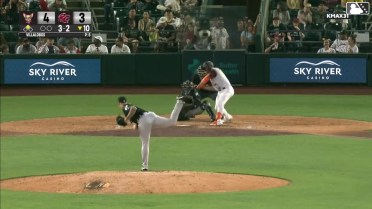 Eli Villalobos In play, run(s) to Buddy Kennedy