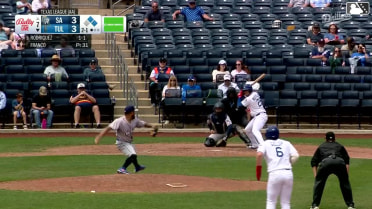 Frank Rodriguez doubles (1) on a line drive to left fielder Albert Fabian. Jake Gelof scores. Chris Newell to 3rd.