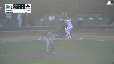 Nick Madrigal walks. Niko Kavadas scores. Jose Siri to 3rd. Donovan Walton to 2nd.