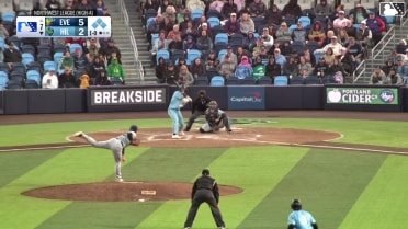 Trent Youngblood grounds into a force out, first baseman Brandon Eike to shortstop Felnin Celesten. Modeifi Marte scores. Slade Caldwell to 3rd. Demetrio Crisantes out at 2nd. Trent Youngblood to 1st.