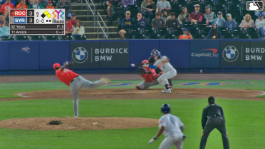 Billy Amick hits a sacrifice bunt. Throwing error by pitcher Eddy Yean. MJ Melendez scores. Jose Ramos to 2nd. Billy Amick to 1st.
