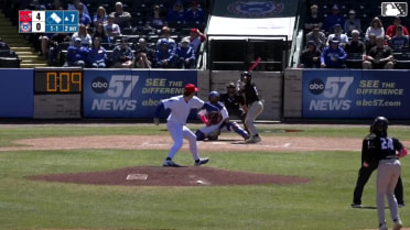 Casey Yamauchi singles on a line drive to center fielder Leonel Espinoza. Rodney Green Jr. scores. Bobby Boser to 3rd.