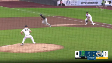 Nelson Keljo In play, run(s) to Ryan McCrystal