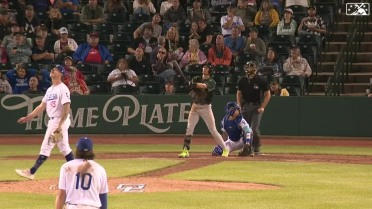 Edwin Arroyo belts a solo home run