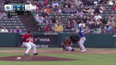 Alex Jackson homers (3) on a fly ball to right center field.