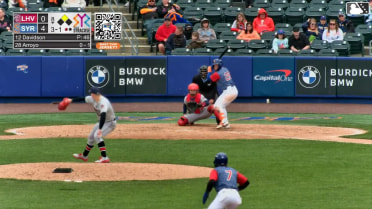 Christian Arroyo singles on a line drive to left fielder Otto Kemp. Nick Morabito scores.