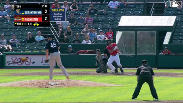 Buddy Kennedy out on a sacrifice fly to center fielder Jarred Kelenic. Sam Petersen scores.
