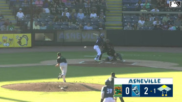Alejandro Nunez singles on a line drive to left fielder Jhonny Severino. Nehomar Ochoa Jr. scores.