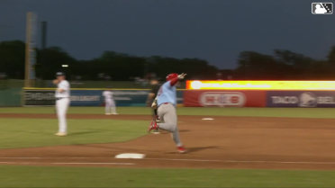 Rainiel Rodriguez's solo home run