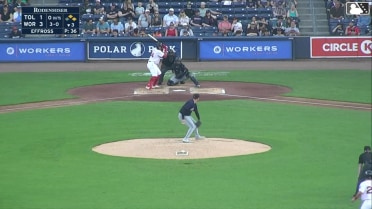 Scott Effross In play, run(s) to Allan Castro