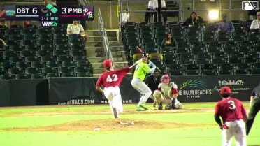 Drew Davies doubles (17) on a sharp line drive to right fielder Matthew Miura. Henry Hunter scores. Ian Francis scores. Drew Davies to 3rd. Drew Davies advances to 3rd, on a throwing error by right fielder Matthew Miura.