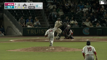 Drew Romo homers (2) on a line drive to right field.