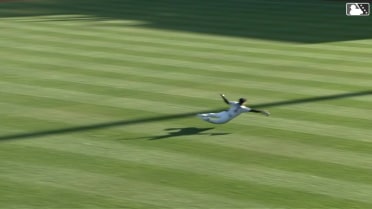 Jorge Barrosa's diving catch