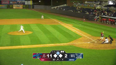 Brady Day singles on a line drive to center fielder Elijah Green. Trent Farquhar scores. Brady Day to 2nd. Brady Day advances to 2nd, on a throwing error by center fielder Elijah Green.