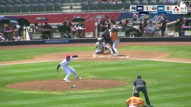 Casey Yamauchi homers (5) on a fly ball to left center field. CJ Rodriguez scores. Justin Riemer scores.