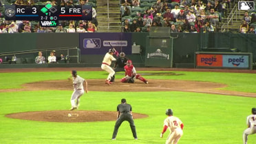 Ethan Holliday homers (2) on a fly ball to right field. Clayton Gray scores. Cameron Nelson scores.