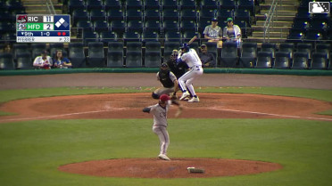 Dyan Jorge singles on a line drive to center fielder Bo Davidson. Benny Montgomery scores. Jimmy Obertop to 3rd.