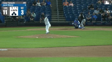 Jacob Widener In play, run(s) to Casey Yamauchi