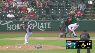 Emil Morales singles on a sharp line drive to left fielder Cristian Santana. Charles Davalan scores. Eduardo Quintero scores. Emil Morales to 2nd. Emil Morales advances to 2nd, on a fielding error by left fielder Cristian Santana.
