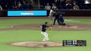 Alexander Alberto In play, run(s) to Enrique Bradfield Jr.