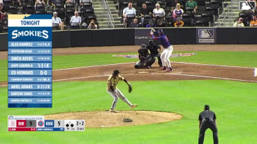 Jonathan Clark Ball to Andy Garriola
