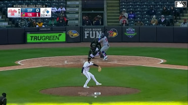 Gabriel Gonzalez singles on a fly ball to right fielder Wenceel Pérez, deflected by second baseman Gage Workman. Walker Jenkins to 2nd.