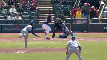 Helcris Olivárez In play, run(s) to Héctor Rodríguez