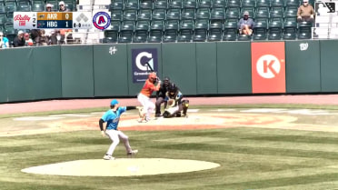 Maxwell Romero Jr. doubles (1) on a sharp fly ball to right fielder Alfonsin Rosario. Kervin Pichardo scores. Maxwell Romero Jr. out at 3rd on the throw, right fielder Alfonsin Rosario to second baseman Christian Knapczyk to third baseman Alex Mooney.