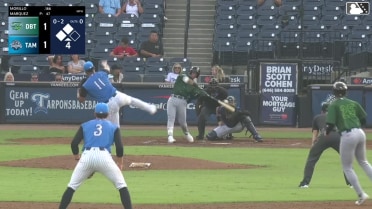 Jirvin Morillo singles on a line drive to right fielder Diego Castellanos. Ichiro Cano scores. Adolfo Sanchez to 3rd.