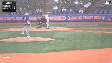 Trace Willhoite doubles (3) on a line drive to left fielder Shalin Polanco. Colin Houck scores. Yohairo Cuevas out at home on the throw, left fielder Shalin Polanco to shortstop Wyatt Sanford to catcher Axiel Plaz.